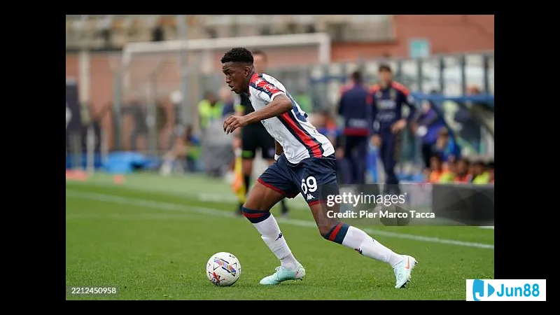 Hình ảnh hành động trong trận đấu giữa Como và Genoa Hình ảnh hành động trong trận đấu giữa Como và Genoa